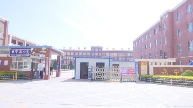 自動(dòng)紅外線(xiàn)測(cè)溫儀