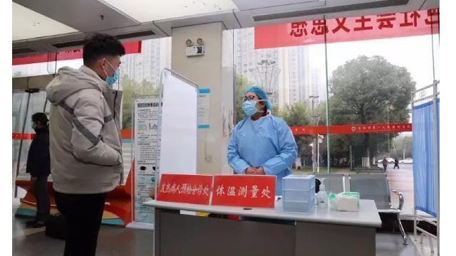 精準(zhǔn)抗擊疫情,醫(yī)院測溫門當(dāng)好防御"守門員"