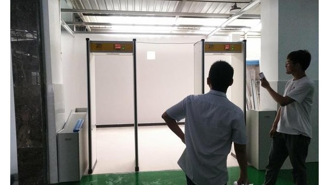 避免經(jīng)濟損失，華興歐立通自動化科技引進防盜金屬安檢門