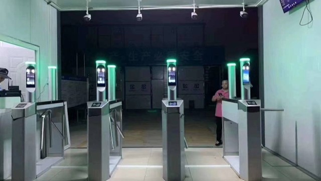 辦公樓入口通道閘機(jī)的注意事項！