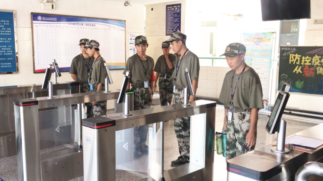 門禁式紅外線測溫儀