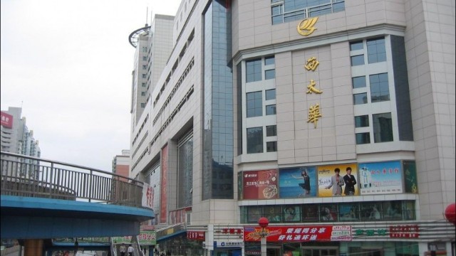 引進熱成像門式測溫儀，探天下助力蘭州西太華商廈加強疫情防控